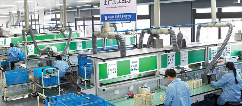 Fuel cap assembly line at the GKENI factory